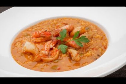 Receta de arroz caldoso con salmón