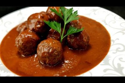 Receta de albóndigas salsa vino tinto