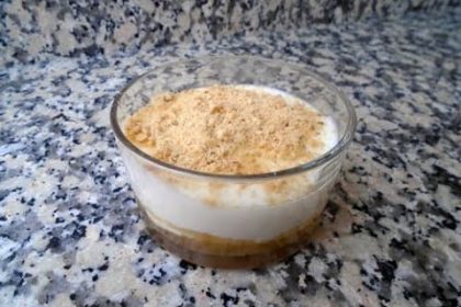 Receta de vasitos de yogur con manzana