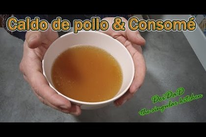 Receta de tradicional consomé de ave