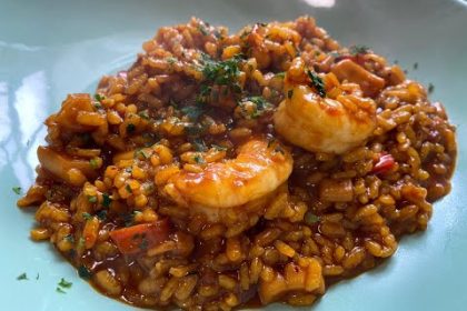 Receta de arroz caldoso con gambas y calamares