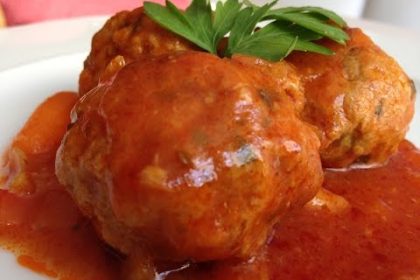 Receta de albóndigas rellenas de queso mozzarella