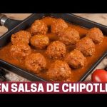 Receta de albóndigas en caldo de chipotle