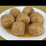 Receta de albóndigas en salsa de cebolla y vino blanco