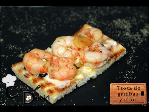 Receta de tosta de gulas y gambas