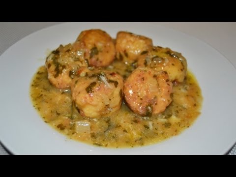 Receta de albóndigas de pescado en salsa verde