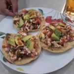 Receta de tostadas de surimi con camarón