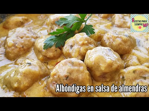 Receta de albóndigas en salsa de almendras