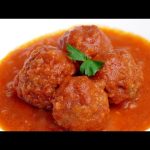 Receta de albóndigas en salsa de tomate