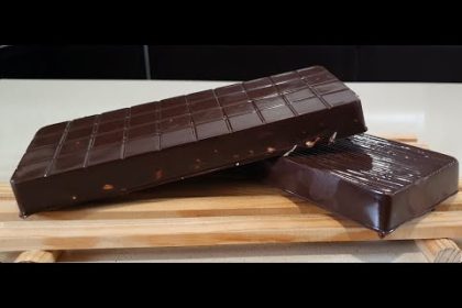 Receta de turrón de chocolate y almendras casero paso a paso